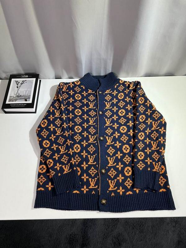 LV Men's Sweater 555